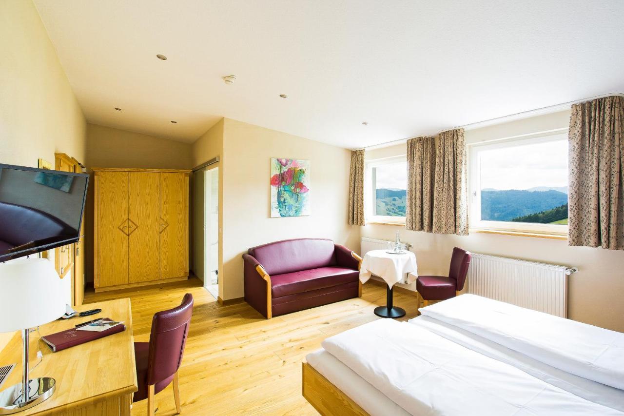 "Gutshof Lilienfein" - Medical Resort & Herbal Spa Im Suedschwarzwald Wieden Esterno foto